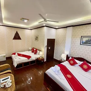Phathana Royal View 3*, Luang Prabang Laos
