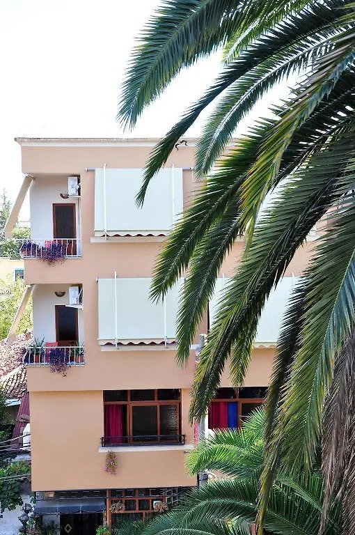 Hotel Parlamenti Tirana